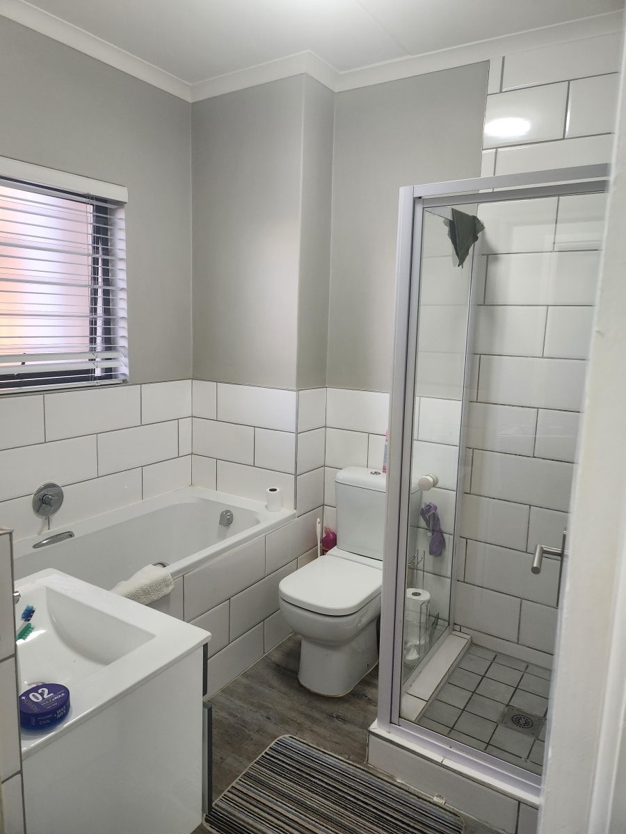 2 Bedroom Property for Sale in Haasendal Western Cape